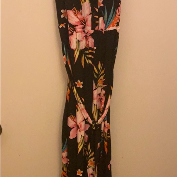 Romper - Picture 2 of 4